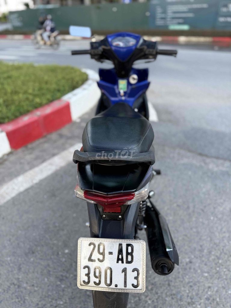 Thanh lý galaxy 50cc siêu mới chính hãng sym. Mua bán Xe máy tại Quận Bắc Từ Liêm Hà Nội được đăng bởi Hữu Nhuận hình 6