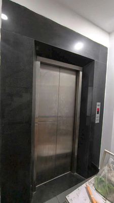CHO THUÊ LẦU 4 MẶT TIỀN ĐƯỜNG CỘNG HÒA- VIEW SIÊU ĐẸP, GIÁ RẺ BẤT NGỜ
