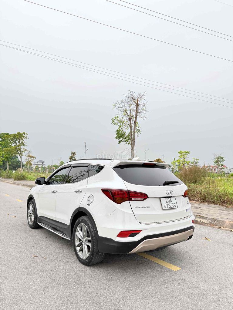 Hyundai Santa Fe 2016 2.2L 4WD Full Dầu- 95000 km. Mua bán Ô tô tại Huyện Sóc Sơn Hà Nội được đăng bởi 💕💕💕💕💕💕💕 hình 3