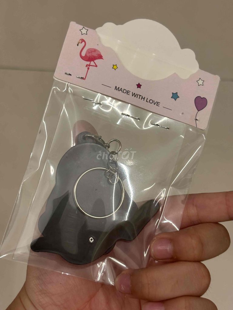 Móc khóa Nhựa Đen