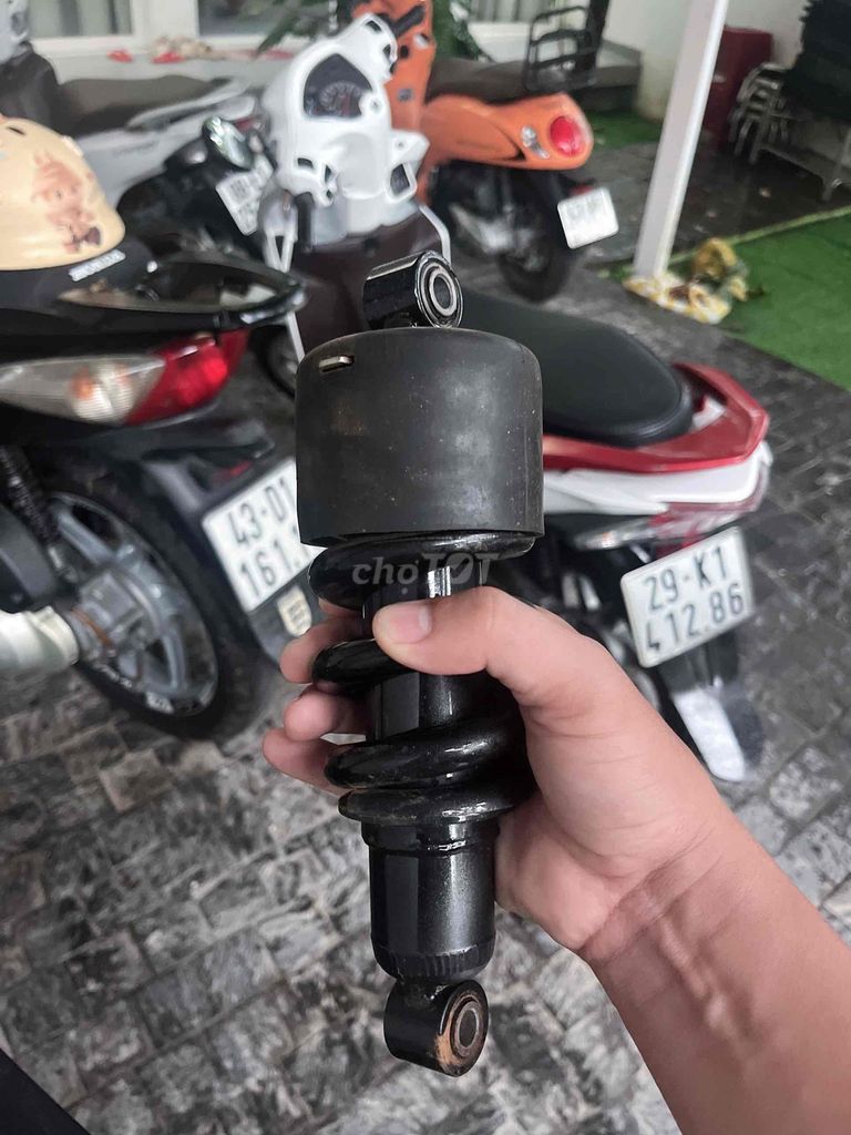 Phuộc Winner X. Mua bán Phụ tùng xe tại Quận Liên Chiểu Đà Nẵng được đăng bởi long hình 1