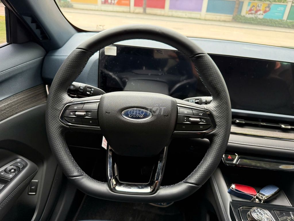 Ford Territory X 2025 Đen. Mua bán Ô tô tại Quận Long Biên Hà Nội được đăng bởi PHÚC LÂM  AUTO hình 8