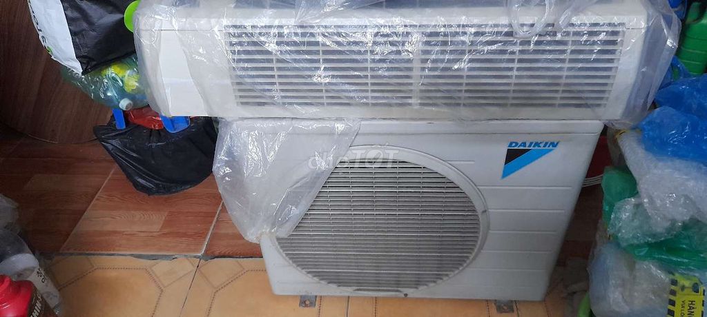 Điều hòa Daikin RE35LV1V Trắng. Mua bán Máy lạnh, điều hoà tại Quận Ba Đình Hà Nội được đăng bởi A long hình 1