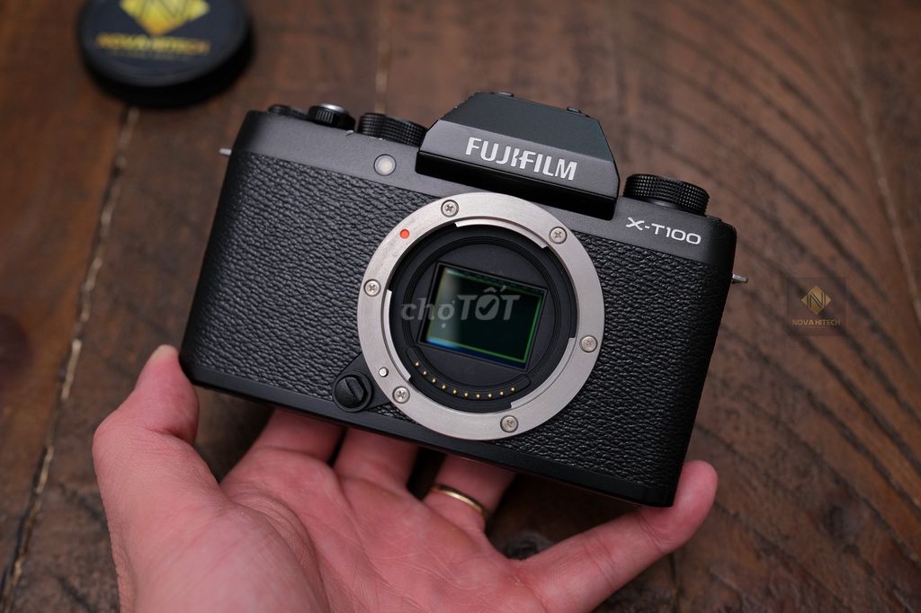 Máy ảnh Fujifilm XT100 Đen Đã sử dụng. Mua bán Máy ảnh, Máy quay tại Quận 3 Tp Hồ Chí Minh được đăng bởi NOVA HITECH hình 1