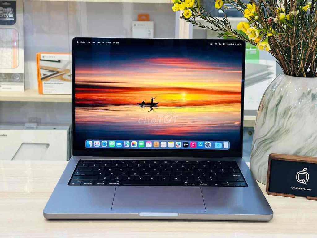 MacBook Pro 14" 2021 M1 Pro RAM 32GB Care+ T8/2025