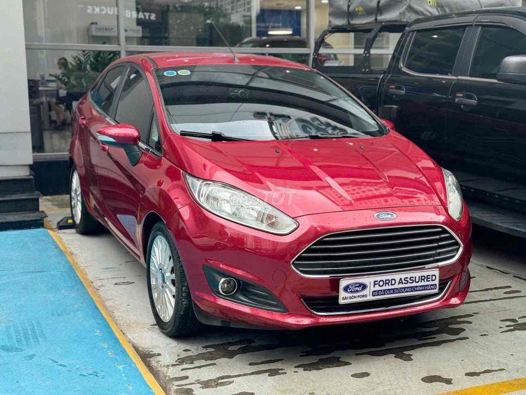 Bán xe Ford Fiesta 2015