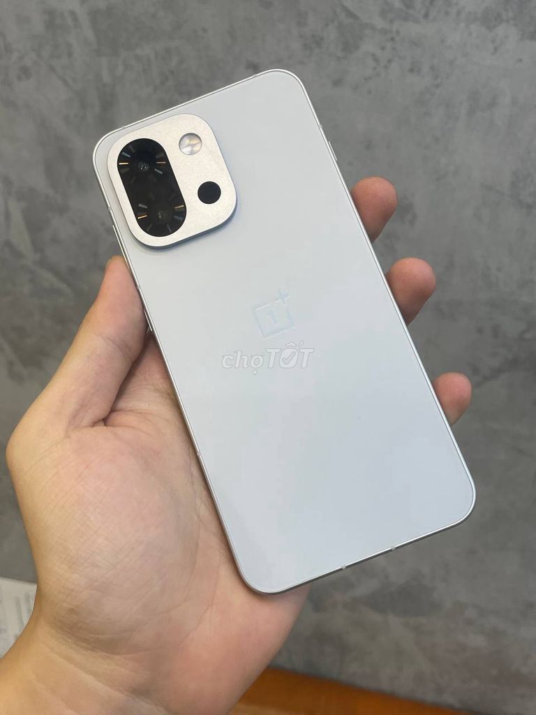 OnePlus 13T 🩶 Xám lịch lãm, cầm cực thích. Mua bán Điện thoại tại Quận 10 Tp Hồ Chí Minh được đăng bởi Lê Quân Mobile hình 1
