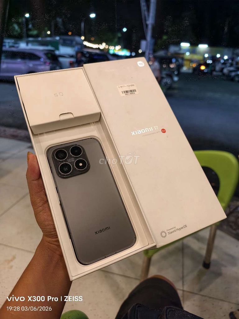 Xiaomi Mi 17 Fullbox lướt sạc ít như mới(Có gl) . Mua bán Điện thoại tại Thành phố Vĩnh Long Vĩnh Long được đăng bởi Đại Mobile Báo đúng tình trạng  hình 1