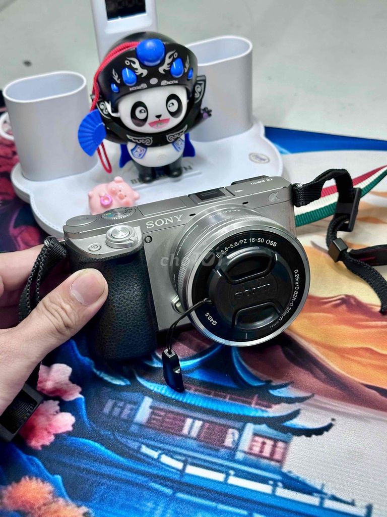 Sony A6000 kèm kit full phụ kiện