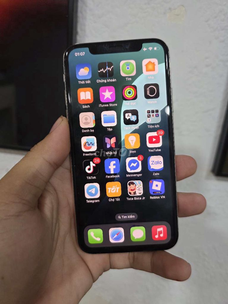 iPhone Xs 64GB keng 99% baibat không sài sim. Mua bán Điện thoại tại Quận 10 Tp Hồ Chí Minh được đăng bởi Thắng GFT hình 1