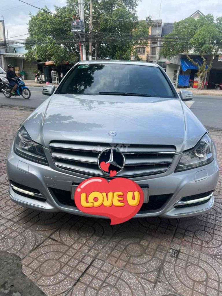 Mercedes Benz C Class 2012 C200 - 123456 km. Mua bán Ô tô tại Thị xã Gò Công Tiền Giang được đăng bởi Đat hình 4