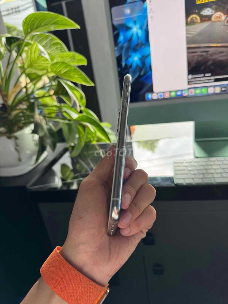 Apple iPhone 11 Pro Max 64GB Trắng. Mua bán Điện thoại tại Thành phố Buôn Ma Thuột Đắk Lắk được đăng bởi Đặng Cường hình 1