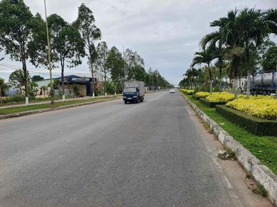 cho thuê kho mặt tiền đường võ văn kiệt cần thơ, trên 1043, khó trống. Cho thuê văn phòng, mặt bằng kinh doanh tại Quận Bình Thuỷ Cần Thơ được đăng bởi Trần Việt Anh  Nhận Ký Gửi Nhà Bán Cho Thuê Tại Cần Thơ