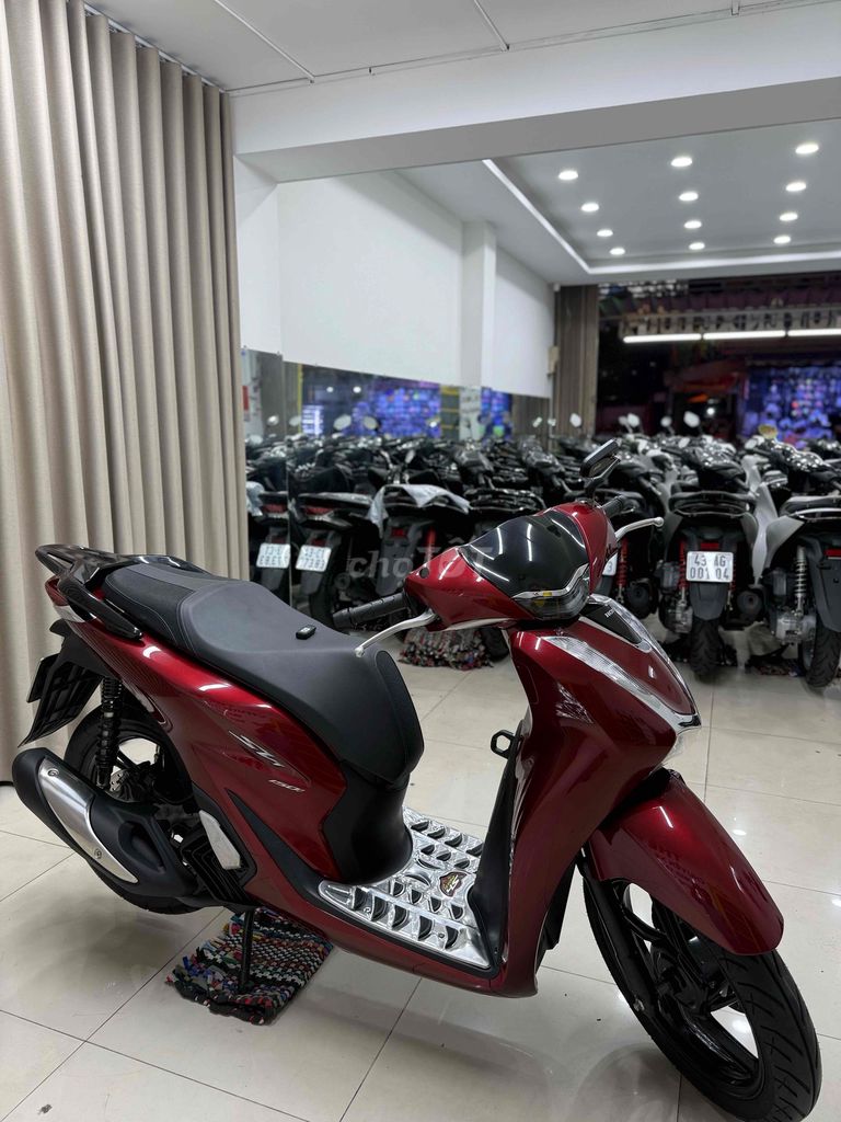 Honda SH 150 2022 Đỏ. Mua bán Xe máy tại Quận Thanh Khê Đà Nẵng được đăng bởi THẾ MẪN CHUYÊN XE LƯỚT CÓ BÁN TRẢ GÓP  hình 3