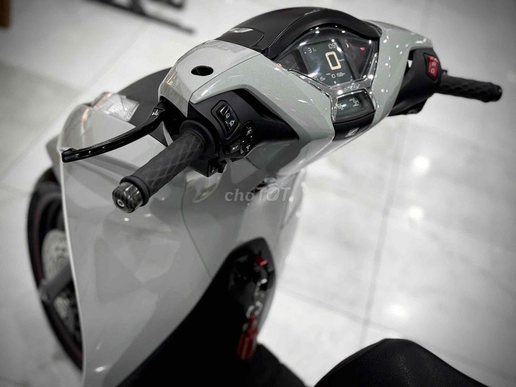 Sh350i 2022 Máy Thái dọn Kiểng chính chủ ký 🔥🔥. Mua bán Xe máy tại Thị xã Phú Mỹ Bà Rịa - Vũng Tàu được đăng bởi Cửa Hàng Xe Máy Phú Mỹ hình 17