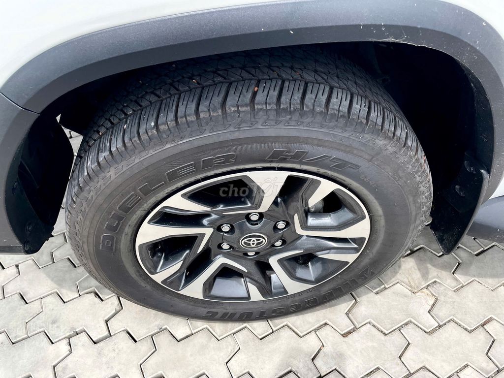 Toyota Fortuner Legender 4x2 AT 2023 - 19000 km. Mua bán Ô tô tại Thành phố Thủ Đức Tp Hồ Chí Minh được đăng bởi ĐỨC XE LƯỚT hình 13