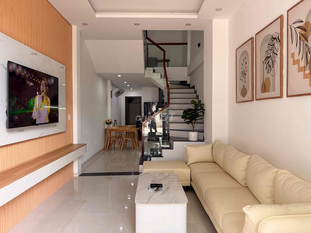 Nhà 3 tầng kiệt thông ô tô 5m