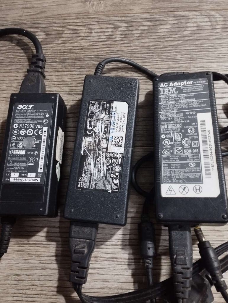 Sạc laptop Acer N17908 V85 Đen. Mua bán Phụ kiện (Màn hình, Chuột...) tại Quận Cầu Giấy Hà Nội được đăng bởi Mạnh Thắng hình 1