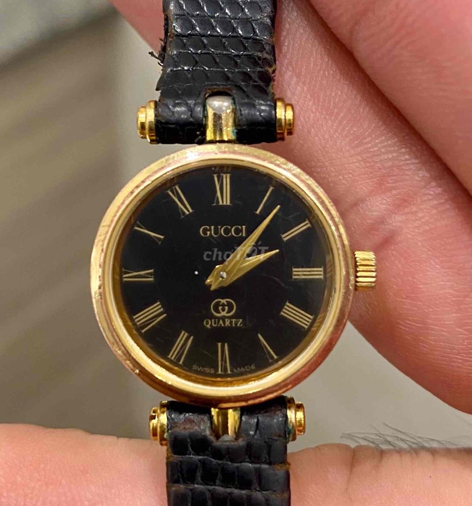 Gucci 2000L Roman Gold Black Women's Quartz Watch