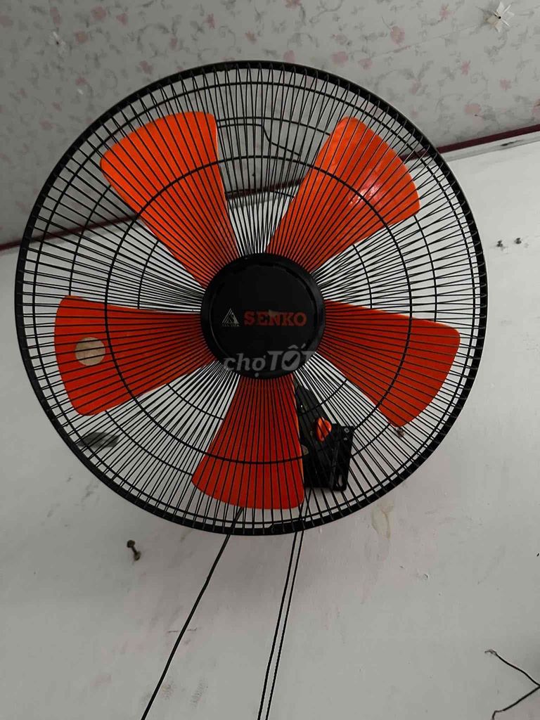 Quạt treo tường Senko 65W Đen Cam. Mua bán Quạt tại Quận Gò Vấp Tp Hồ Chí Minh được đăng bởi ThaoChi hình 1