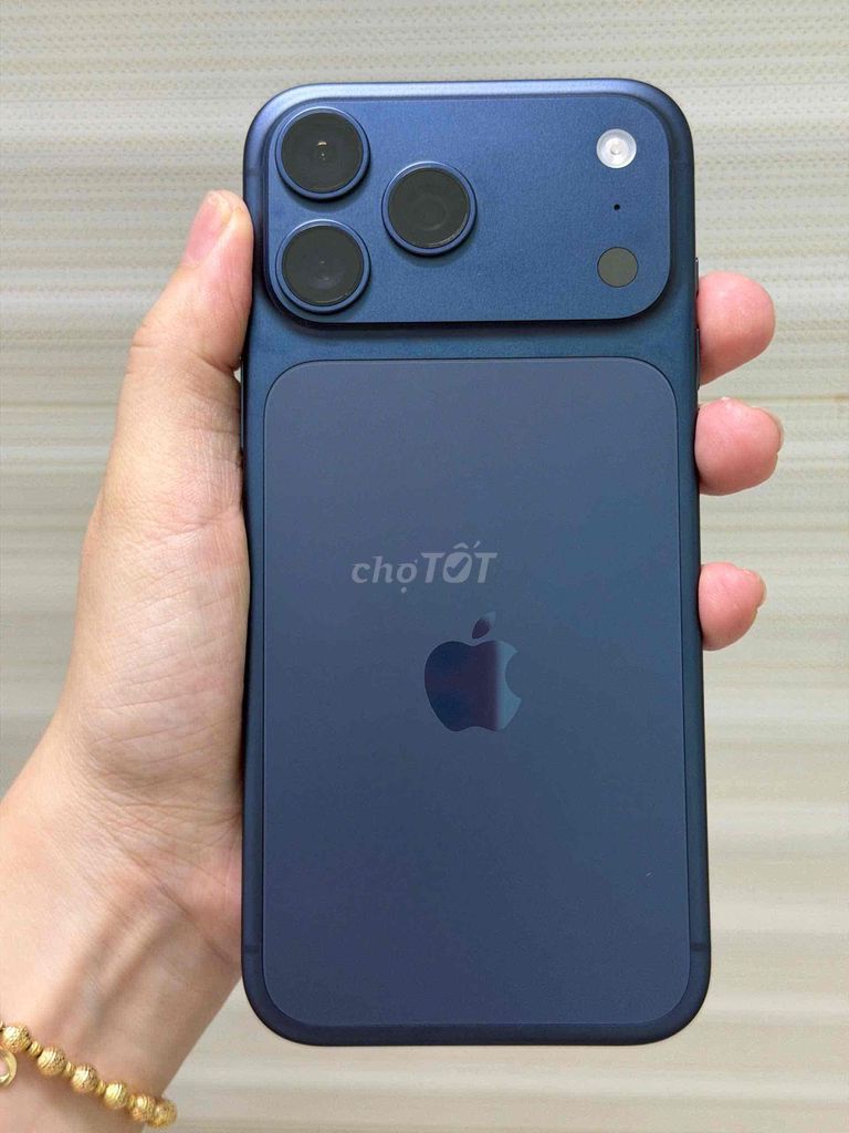 iPhone 17 Pro Max 256GB Xanh 99%. Mua bán Điện thoại tại Quận Gò Vấp Tp Hồ Chí Minh được đăng bởi Bunny  hình 1