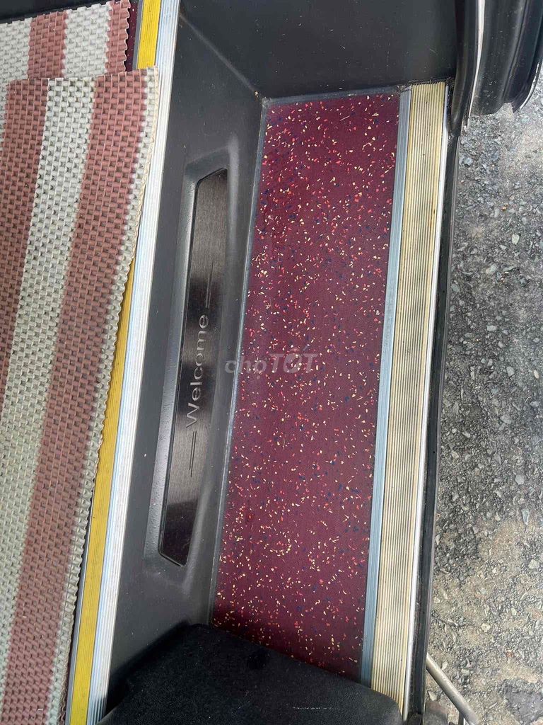 Evergreen Sky Cloud 29 chỗ Trắng Mới. Mua bán Phương tiện khác tại Quận Bình Tân Tp Hồ Chí Minh được đăng bởi tài hình 12