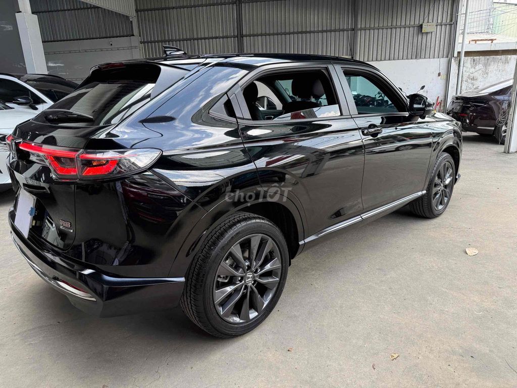 Honda HR-V 2023 RS - 12000 km. Mua bán Ô tô tại Thành phố Thủ Đức Tp Hồ Chí Minh được đăng bởi Long Auto Vạn Phúc hình 4