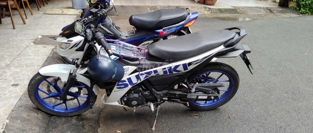 Suzuki raider F150, Trắng Đen Xanh 2020. Mua bán Xe máy tại Quận 3 Tp Hồ Chí Minh được đăng bởi A.Thinh hình 2