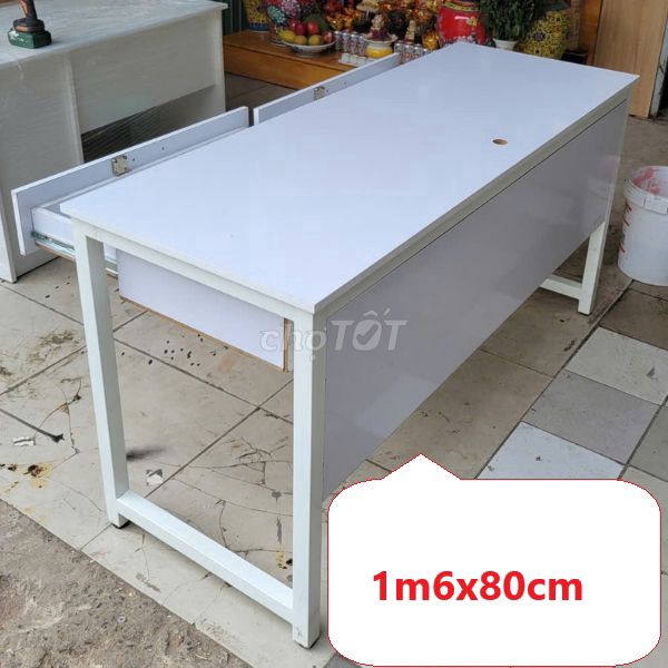 Bàn làm việc chân sắt mặt gỗ 1m6 cao cấp 2 hộc đẹp. Mua bán Đồ dùng văn phòng tại Quận Bình Thạnh Tp Hồ Chí Minh được đăng bởi Kho Đồ cũ Phú Nhàn hình 1