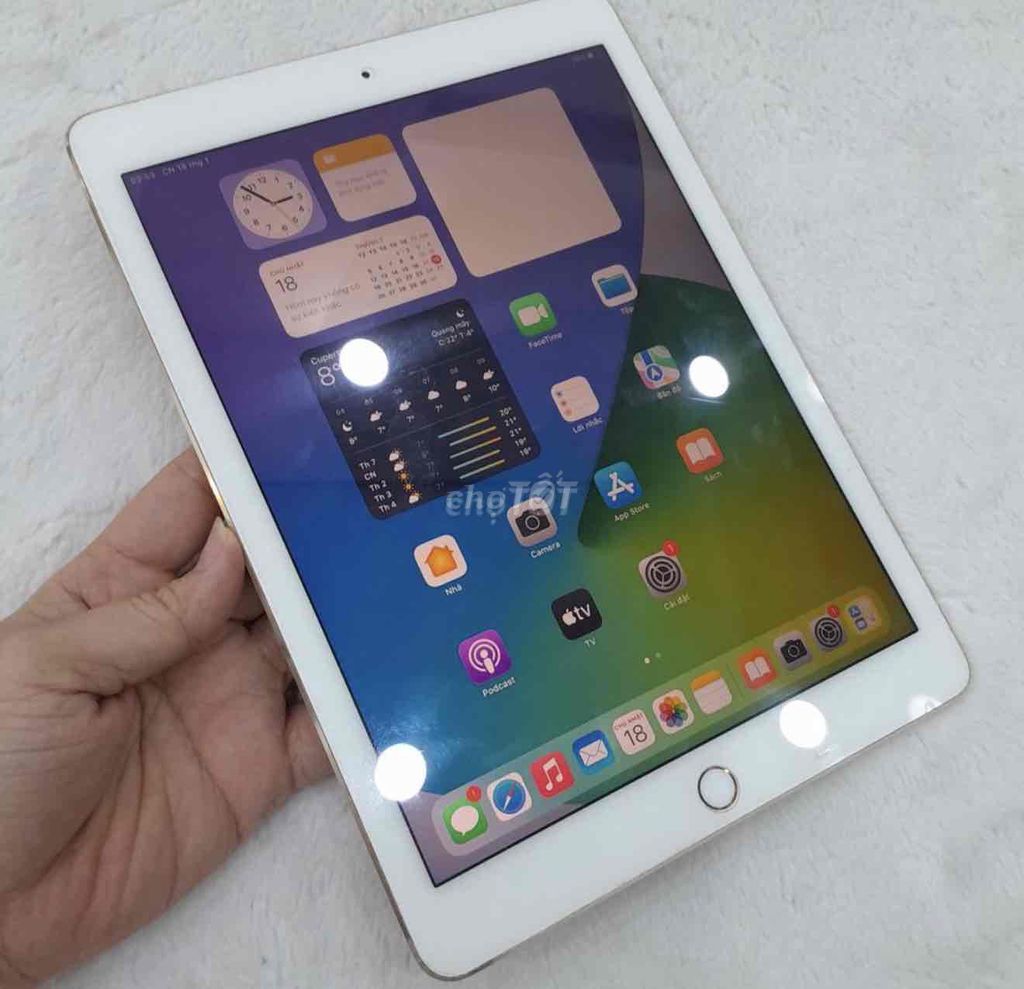 Apple iPad Air 2 64GB Quốc tế Vàng. Mua bán Máy tính bảng tại Thị xã Tân Uyên Bình Dương được đăng bởi Dương Văn An hình 1