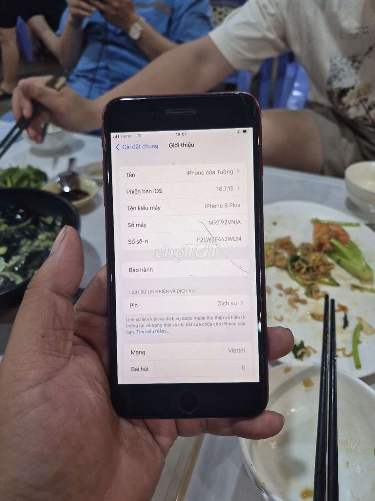 iPhone 8 Plus Đỏ. Mua bán Điện thoại tại Quận 12 Tp Hồ Chí Minh được đăng bởi bạn phệ hình 1
