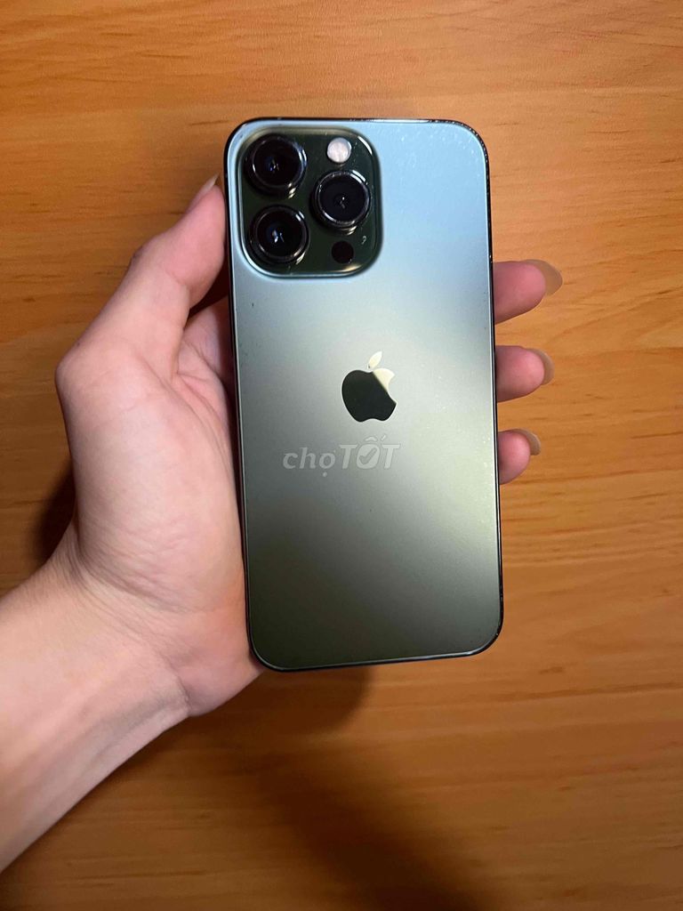 Apple iPhone 13 Pro 256GB. Mua bán Điện thoại tại Quận Tân Phú Tp Hồ Chí Minh được đăng bởi trần hoàng hình 1