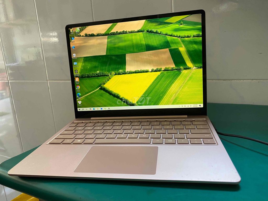Microsoft Surface Laptop Go i5 8GB/128GB. Mua bán Laptop tại Quận 12 Tp Hồ Chí Minh được đăng bởi cncongnghe hình 1