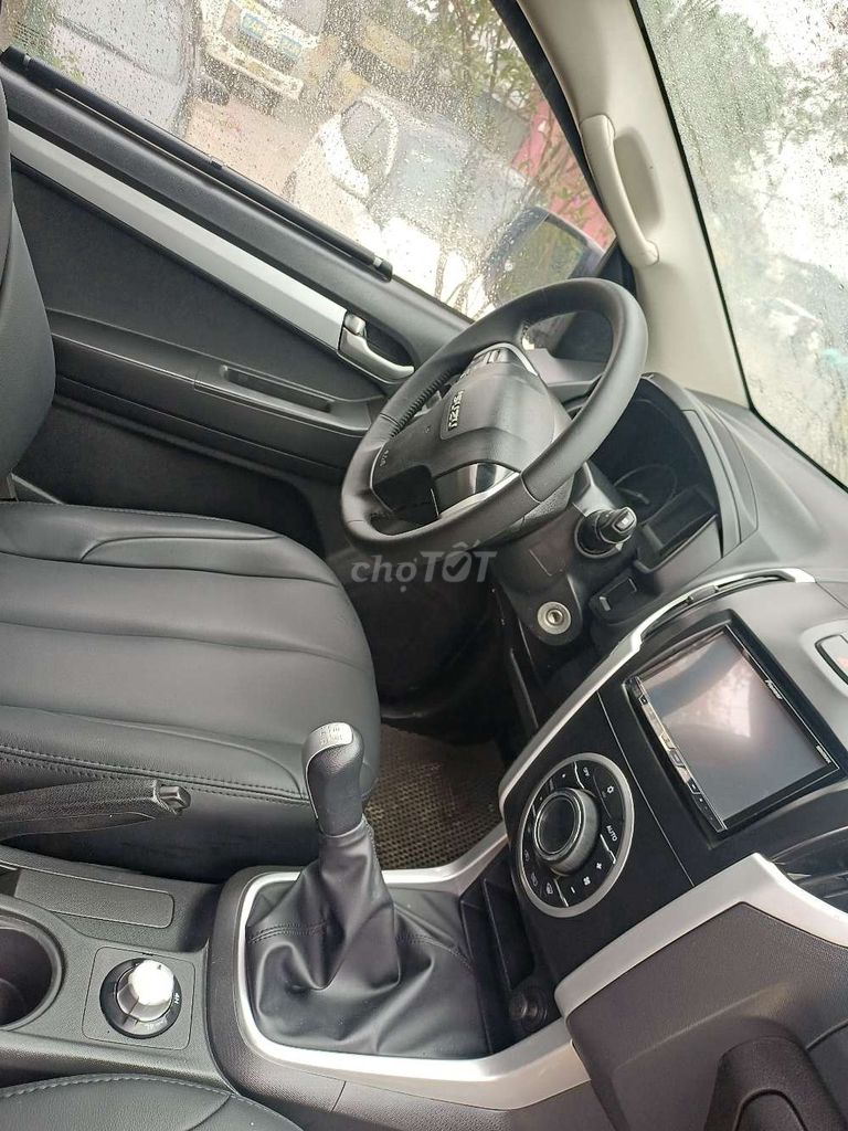 Isuzu Dmax sx 2016 2.5MT 4x4 nổi tiếng bền kinh tế. Mua bán Ô tô tại Quận Hà Đông Hà Nội được đăng bởi Hà Đông Car hình 3