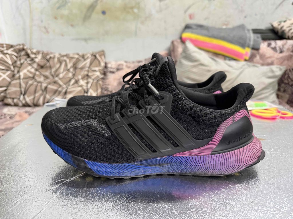 Giày thể thao Adidas UltraBoost DNA 42. Mua bán Giày dép tại Quận Gò Vấp Tp Hồ Chí Minh được đăng bởi Thuc Nguyen hình 1