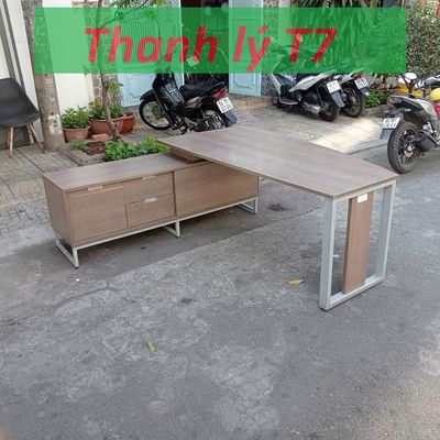 Bàn giám đốc chữ l # bàn giám đốc 2m x 2m. Mua bán Đồ dùng văn phòng tại Quận 10 Tp Hồ Chí Minh được đăng bởi KDHD
