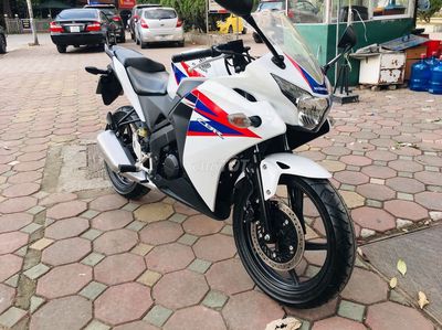 Honda CBR 150 1 Mắt Màu Trắng Nhập Khẩu Thái 2018