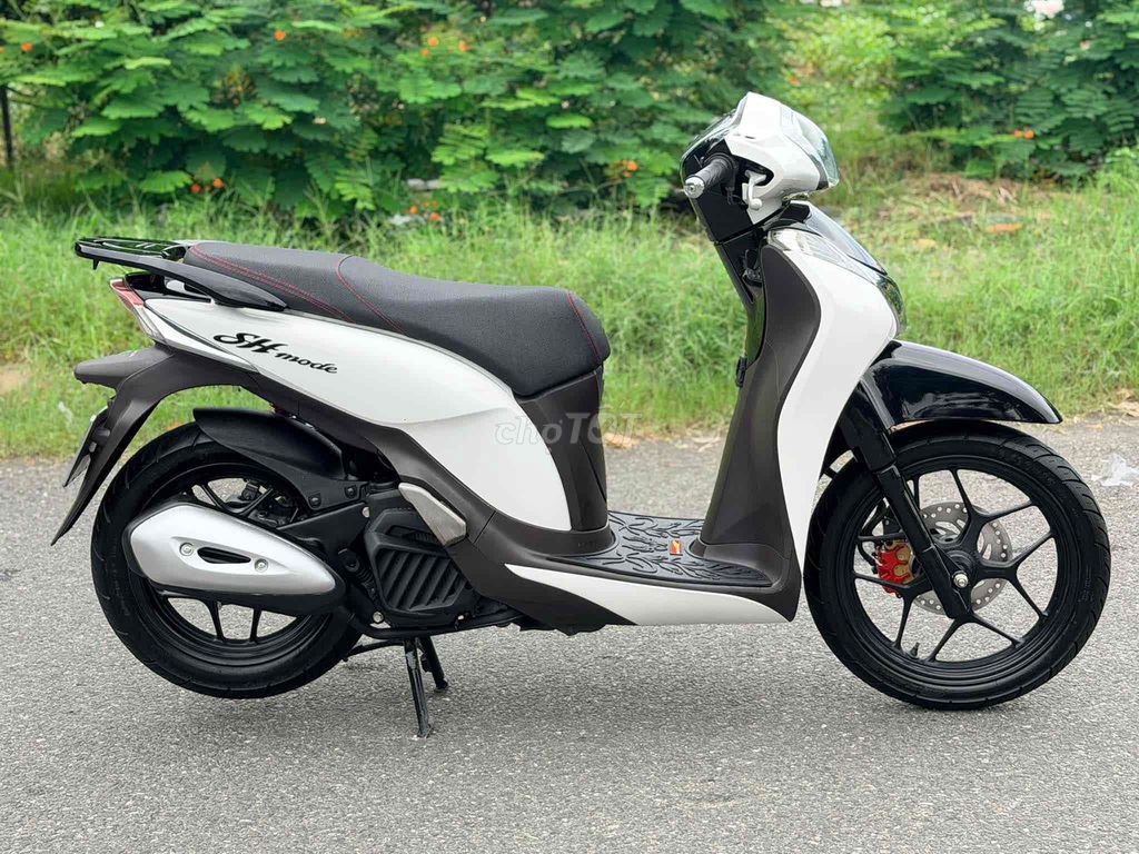 Honda SH mode 2017, госномер 43, смарт-ключ, в отличном состоянии