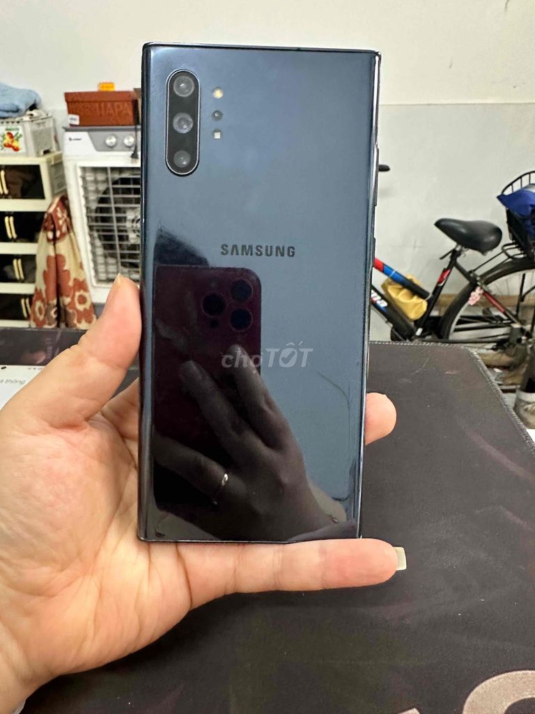 Samsung Galaxy Note10+ 256GB Đen màn Oled. Mua bán Điện thoại tại Quận Hoàng Mai Hà Nội được đăng bởi Phương Mai hình 1