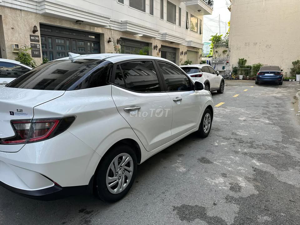 Hyundai i10 đời 2022 số sàn màu trắng sedan. Mua bán Ô tô tại Quận Gò Vấp Tp Hồ Chí Minh được đăng bởi Xuân Trường hình 3