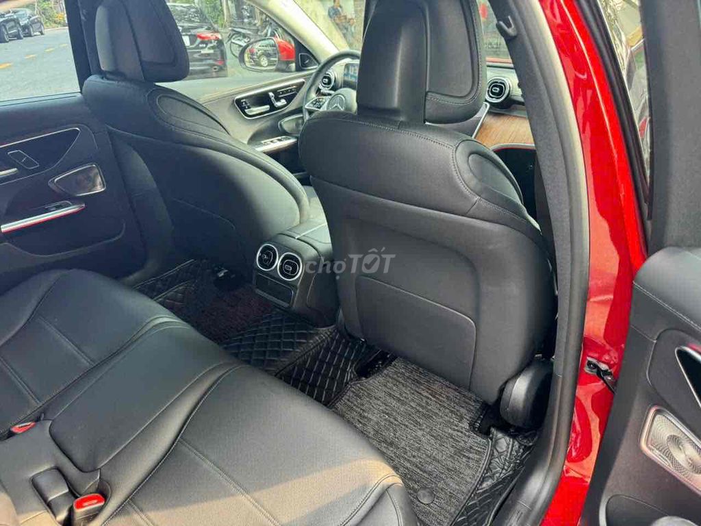 Mercedes Benz C Class 2022 C200 Avantgarde Plus. Mua bán Ô tô tại Quận Cầu Giấy Hà Nội được đăng bởi Hoàng Tuân hình 5