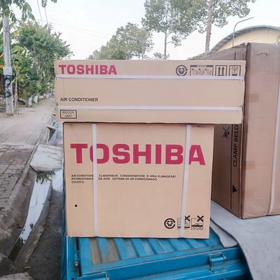 Máy lạnh Toshiba Inverter 1.5 HP RAS - H13Z1KCVG-V