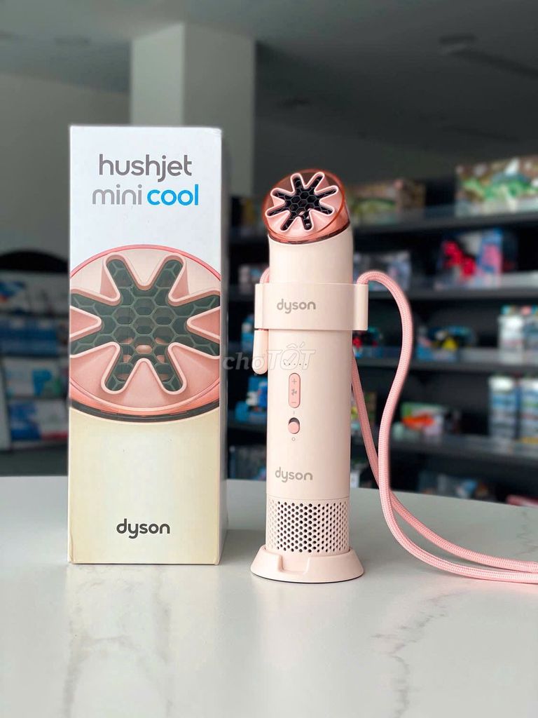Quạt mini Dyson Hushjet Mini Cool Hồng. Mua bán Quạt tại Quận 7 Tp Hồ Chí Minh được đăng bởi Thanh Phannguyet hình 1