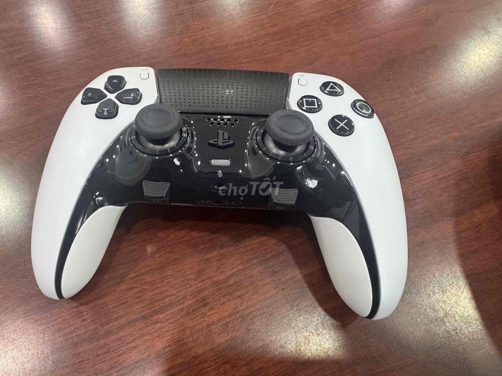 Tay cầm Sony DualSense Edge Trắng Đen Đã sử dụng. Mua bán Thiết bị chơi game tại Thành phố Thủ Đức Tp Hồ Chí Minh được đăng bởi MK hình 1