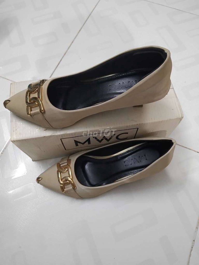 Giày cao gót MWC Nữ Kem 5cm size 38. Mua bán Giày dép tại Quận 10 Tp Hồ Chí Minh được đăng bởi my hình 1
