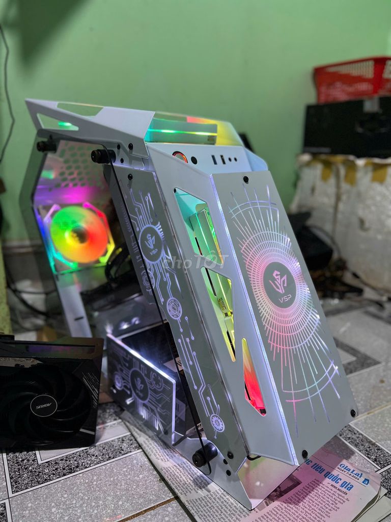 e bán máy tính  like new, Chiến game mạnh mẽ