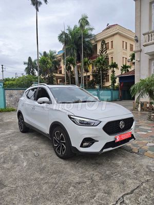 MG ZS Luxury 1.5 AT 2024 40.000 км