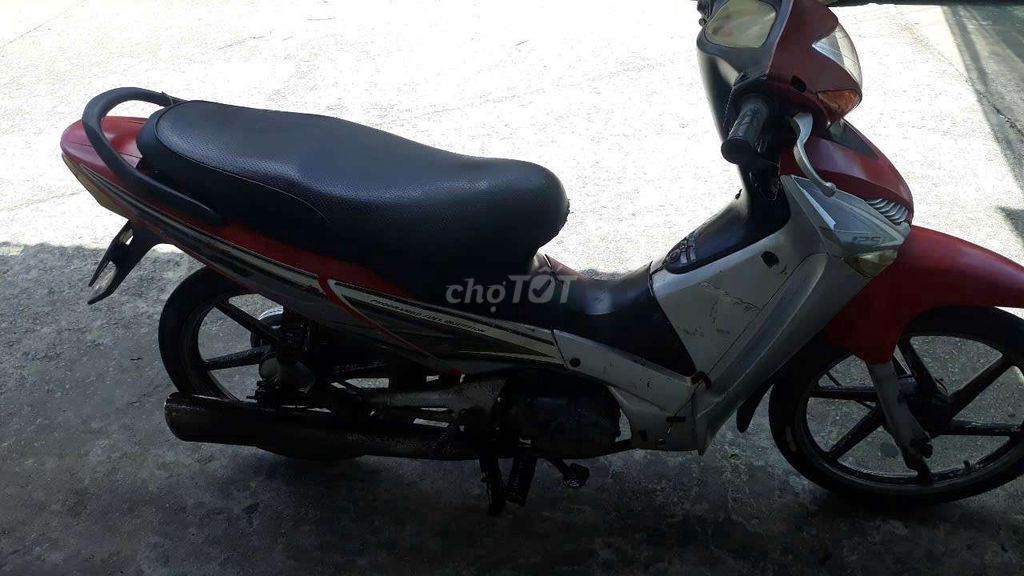 WAYEC Nữ 2007 Đỏ-Bạc. Mua bán Xe máy tại Thành phố Cà Mau Cà Mau được đăng bởi minh tri hình 2