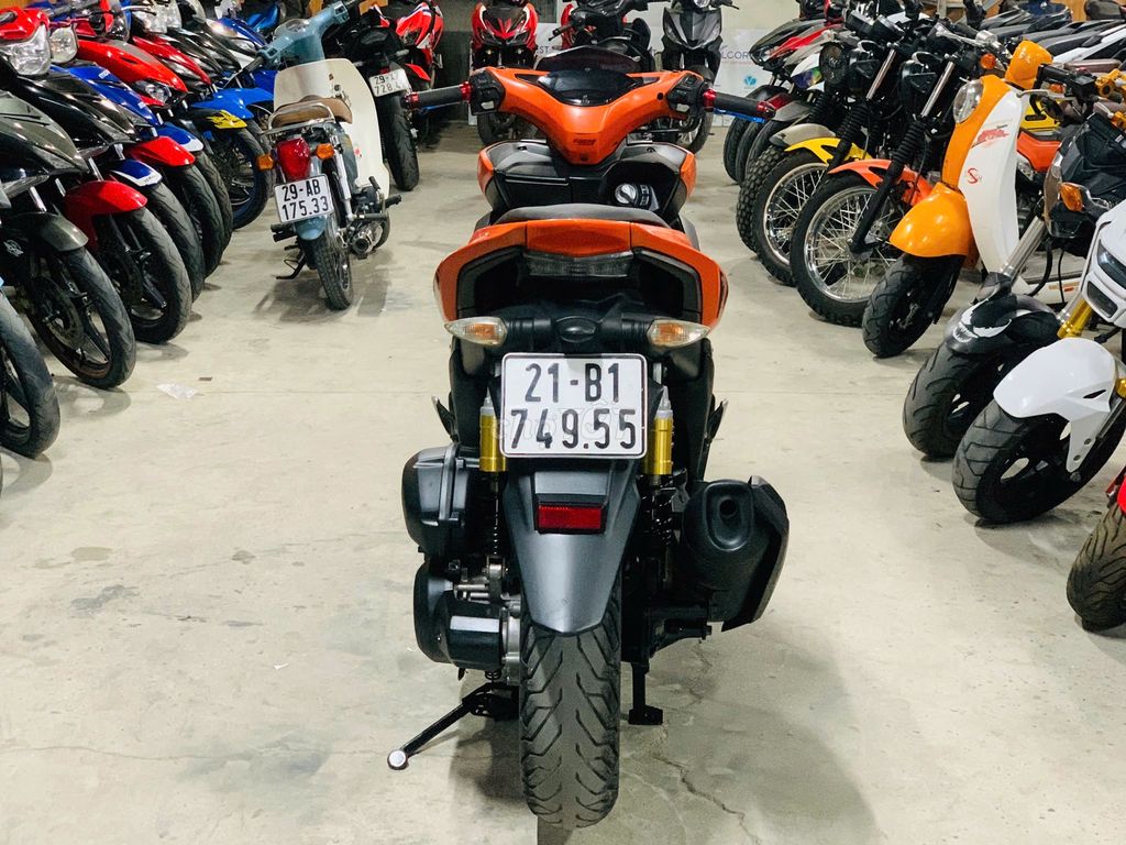 XE MÁYTHANH TÙNG_NVX 155 ABS CAM ĐEN MÀU HÓT. Mua bán Xe máy tại Quận Nam Từ Liêm Hà Nội được đăng bởi THANH TÙNG hình 5