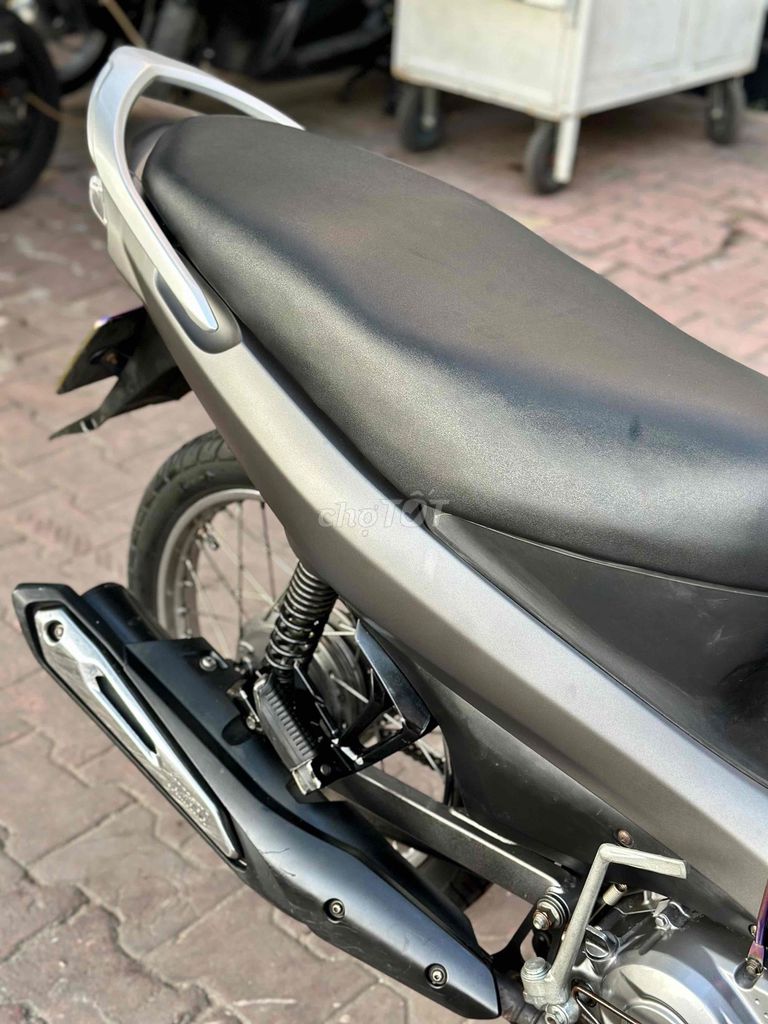 Yamaha Sirius Fi 2017 Xám. Mua bán Xe máy tại Quận 12 Tp Hồ Chí Minh được đăng bởi Bùi văn hiếu hình 15